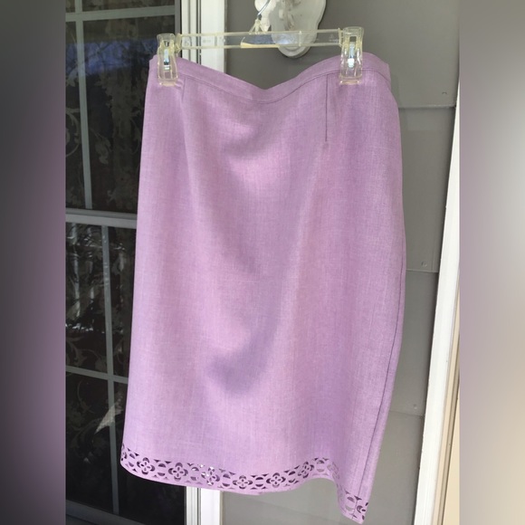 Alfred Dunner Women's Lavender button Waist Straight Skirt Size 16 NWOT - Picture 2 of 16